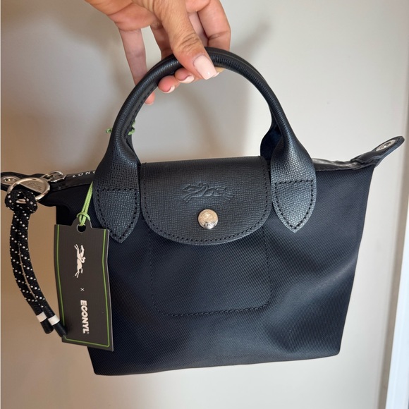 Longchamp Handbags - Long champ le pliage Black top handle small bag